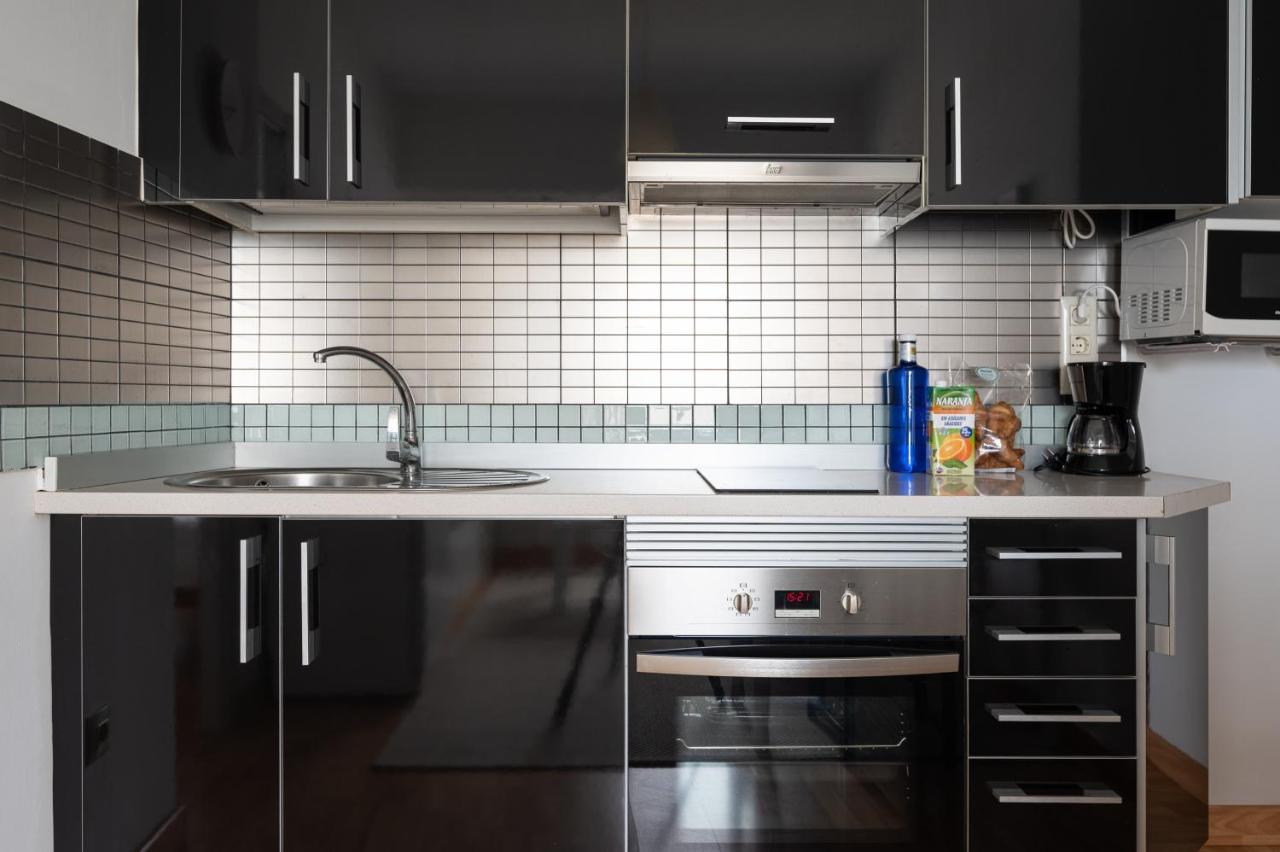 Homeforguest Two-Bedroom Apartment In The Heart Of Triana Las Palmas Exterior photo