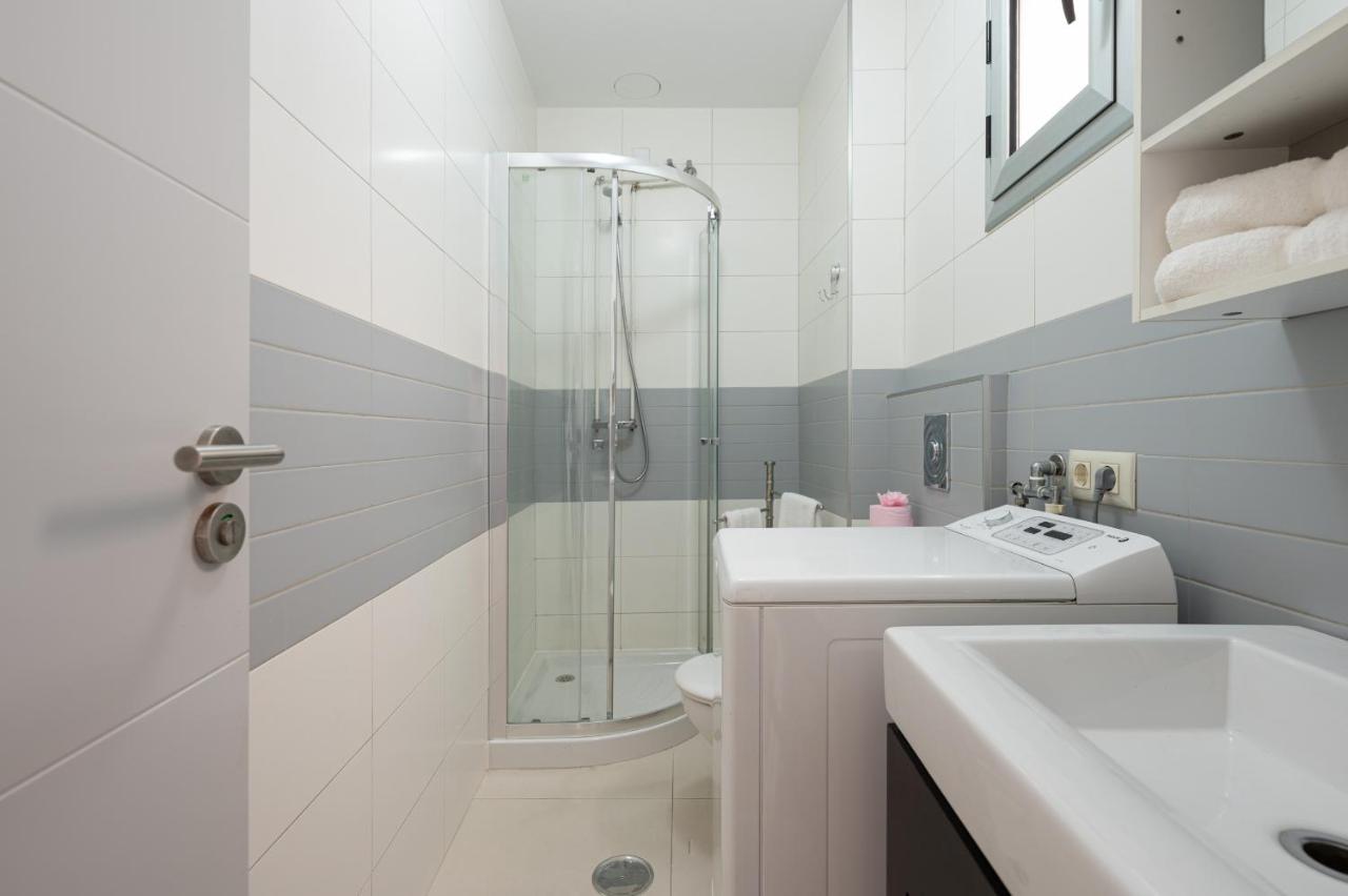 Homeforguest Two-Bedroom Apartment In The Heart Of Triana Las Palmas Exterior photo